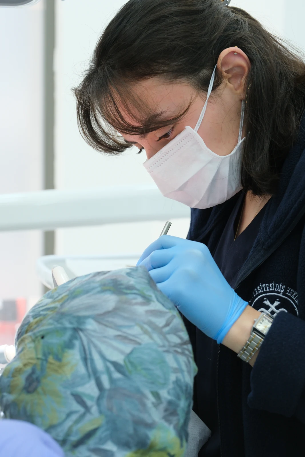 Aleyna Öz — Dentatalar kliniğinde